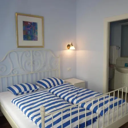Bed & Breakfast Seerose